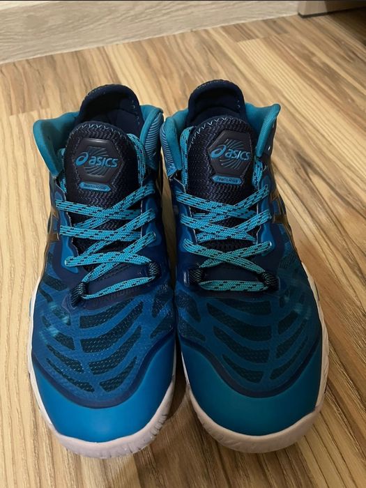 ПРОДАМ  сррчно асикс метарайс!!