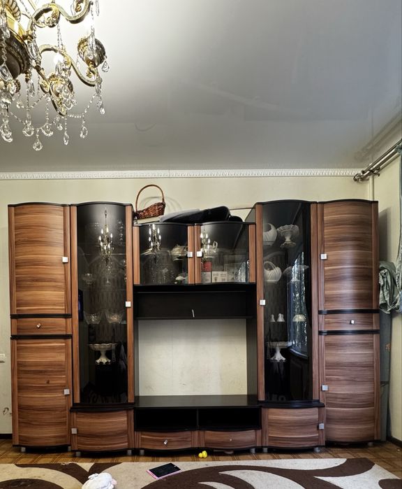 Продам стенку для гостиной