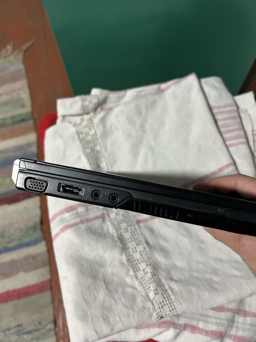 Laptop Dell Latitude E4200