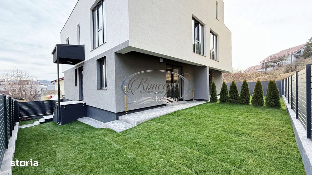 Casa exclusivista cu terasa si vedere panoramica