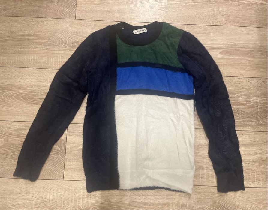 Женский темно-синий свитер Lacoste