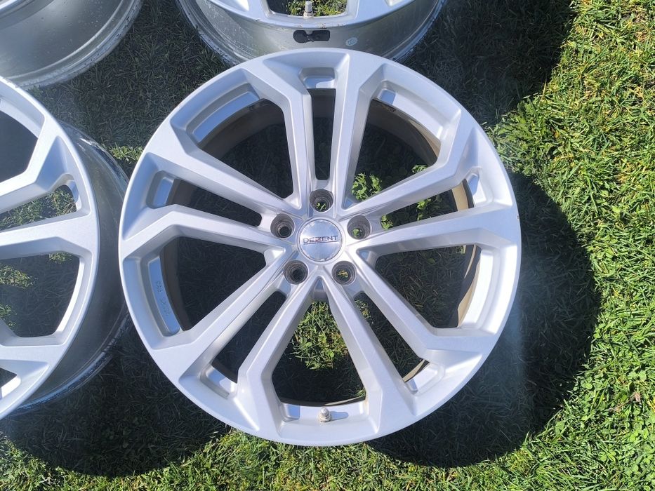 Dezent TA 20 цола джанти за Hyundai Mazda Nissan Honda 5x114.3