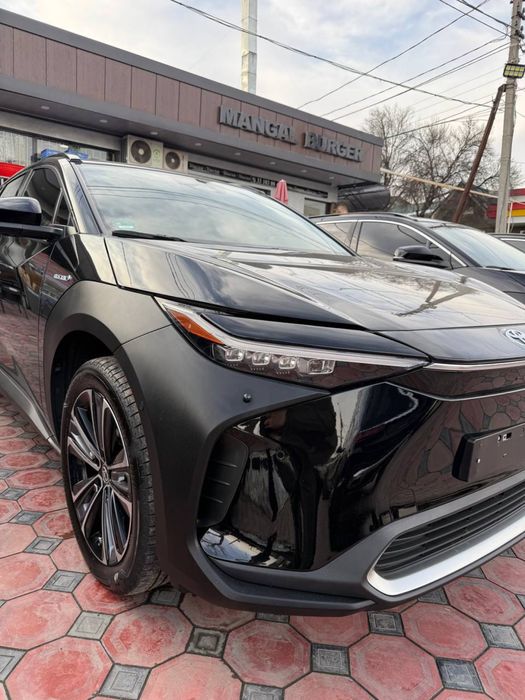 Sotiladi tayota bz 4x