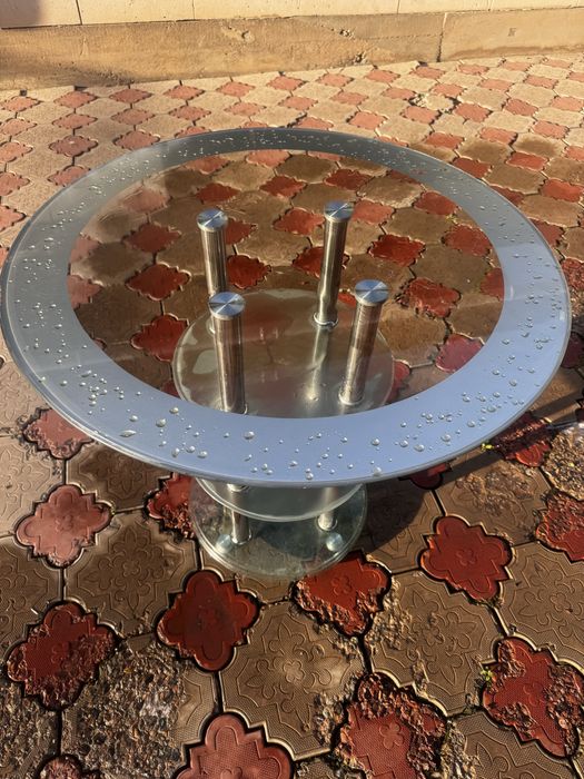 Продам журнальный стол