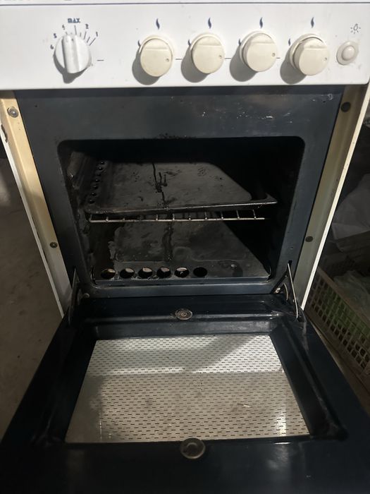 Gaz plita Brest в хорошем состоянии