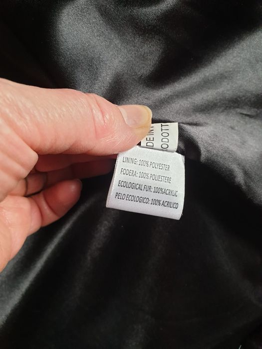 Haina de Blana foarte moderna