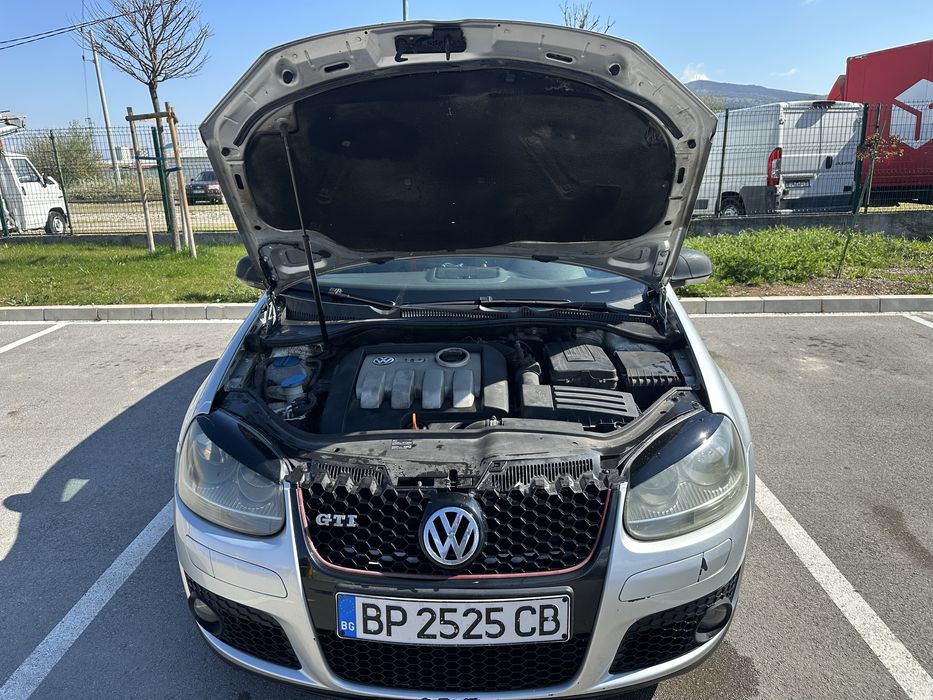 Голф 5 1.9 тди 105 к.с.