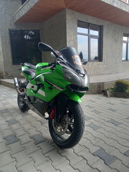 Kawasaki ninja zx9r 2000