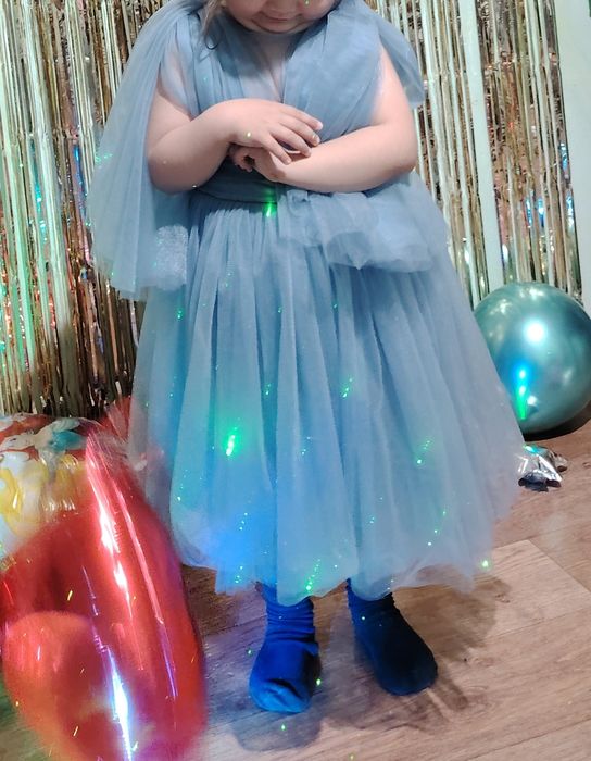 Продам детское нарядное платье