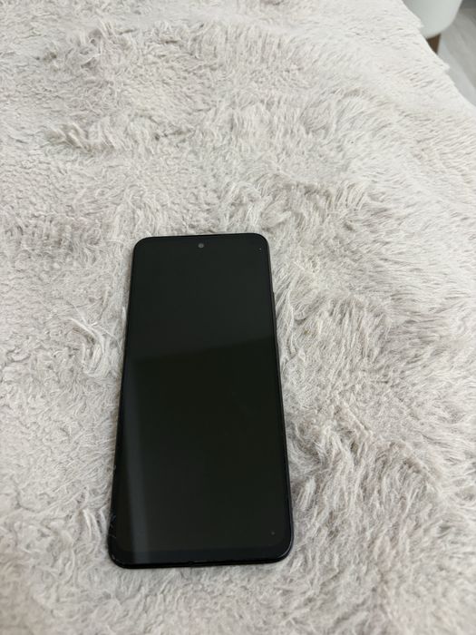 Продам 2 телефона Redmi 12