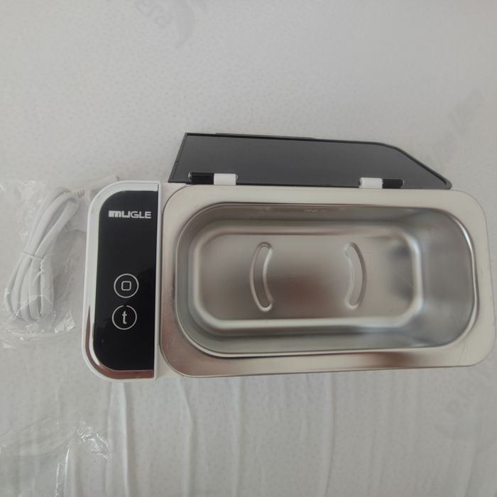 Aparat curățat cu  ultrasunete