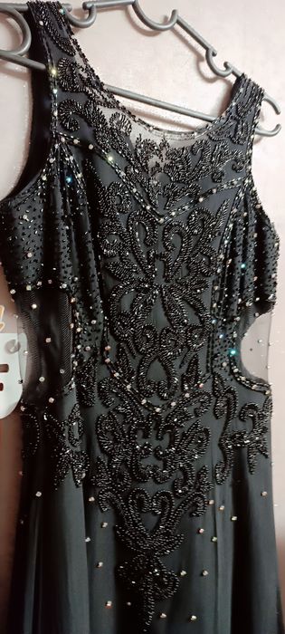 Продам шикарное платье