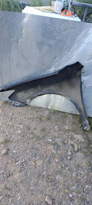 Крыло и решётка Камри 50..