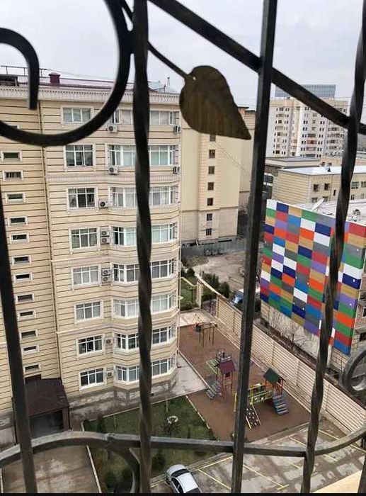 Ц-15 массив Жангох ул.Зулфия ханум пересечение Абая Пентхаус 206 кв.м