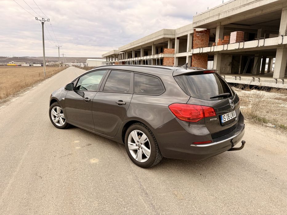 Opel astra j 2015 1.6 diesel distributie schimbata