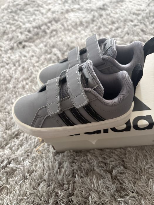 Adidasi adidas 25