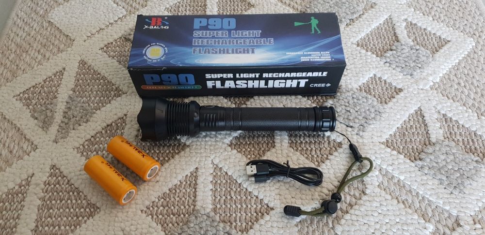 Фонарик светодиодный туристический