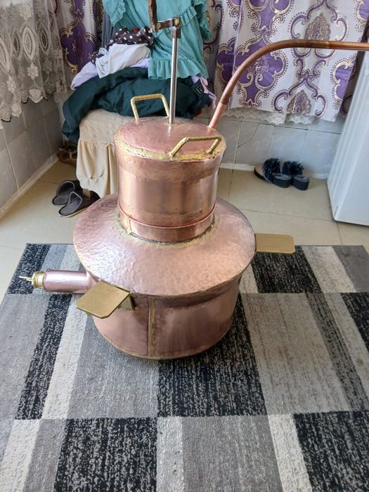 vând cazane de țuică din cupru alimentar