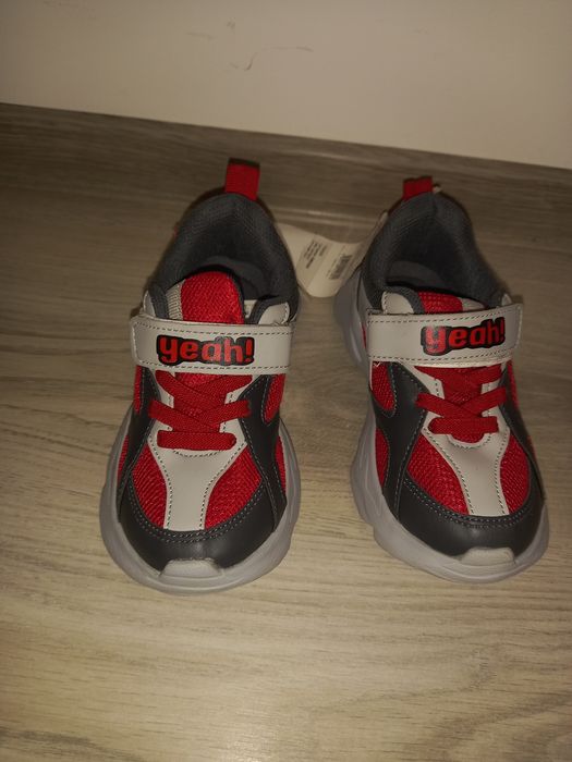 Vand adidasi marimea 29