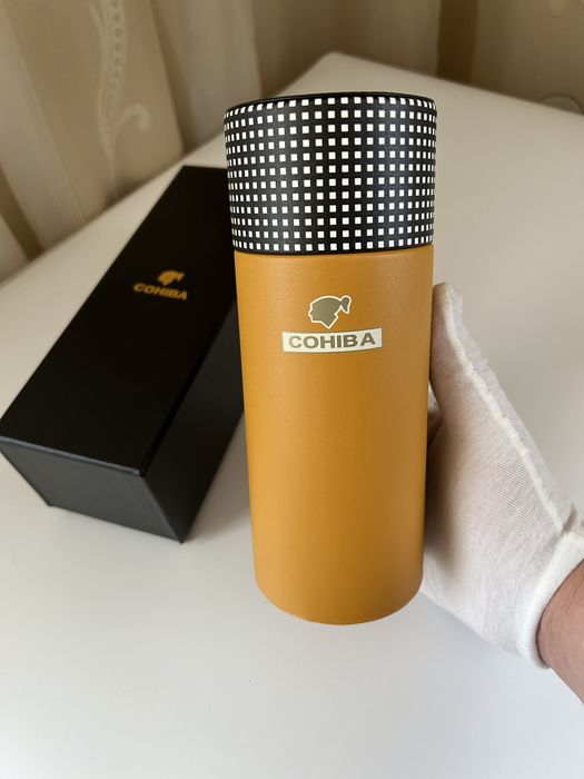Преносим хумидор Cohiba за 5 пури с овлажнител в подаръчна кутия