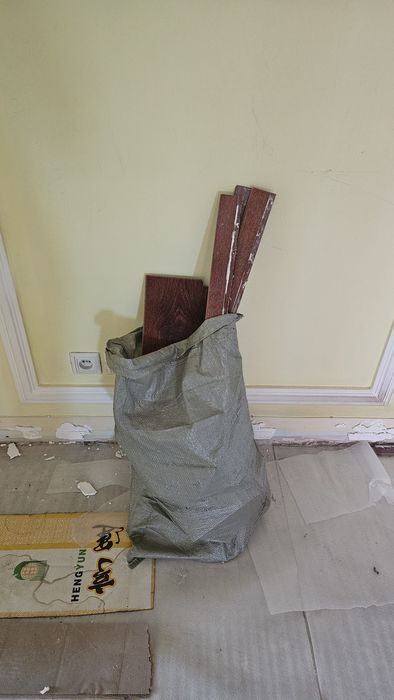 Продам ламинат на дрова