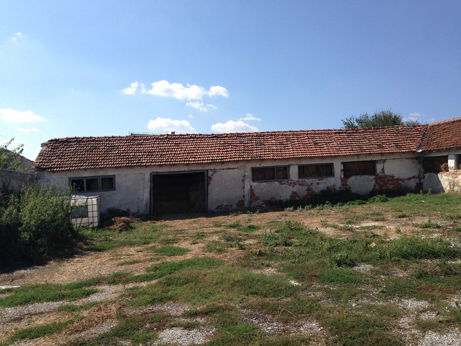 Продава се Промишлена сграда в Завет - 9334 кв.м за 4 €/кв.м - Снимка #4