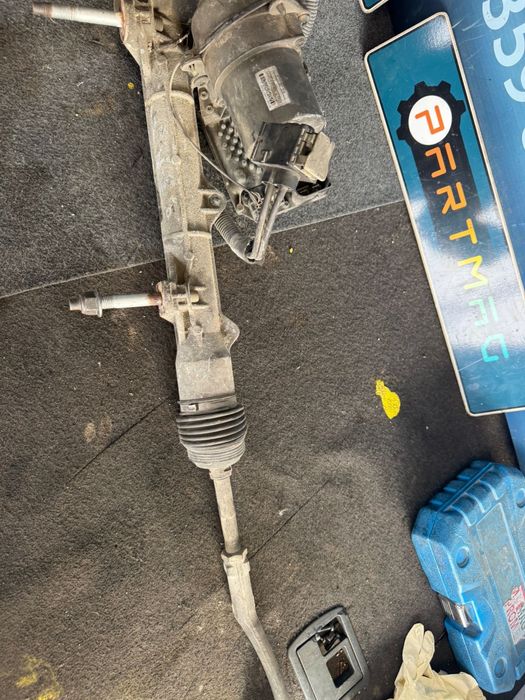 Кормилна рейка Пежо Peugeot 207 CC ном 306