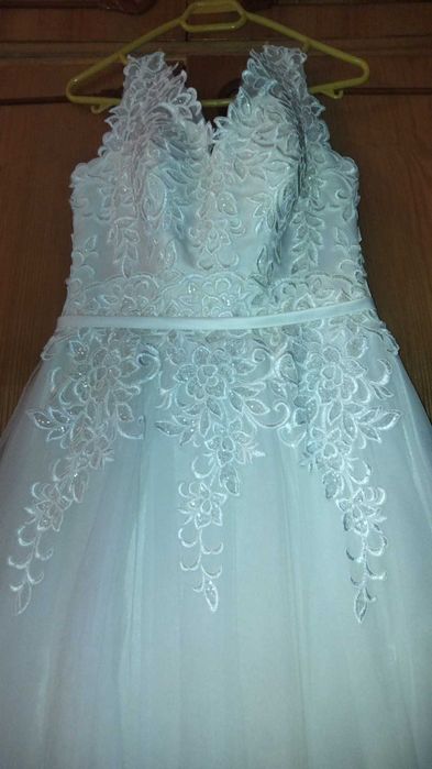 Vând rochie mireasa