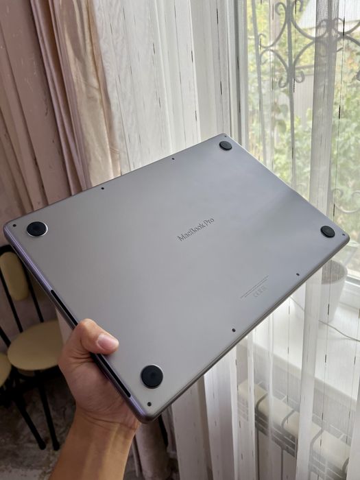 MacBook Pro 16 M1 Pro 16/512