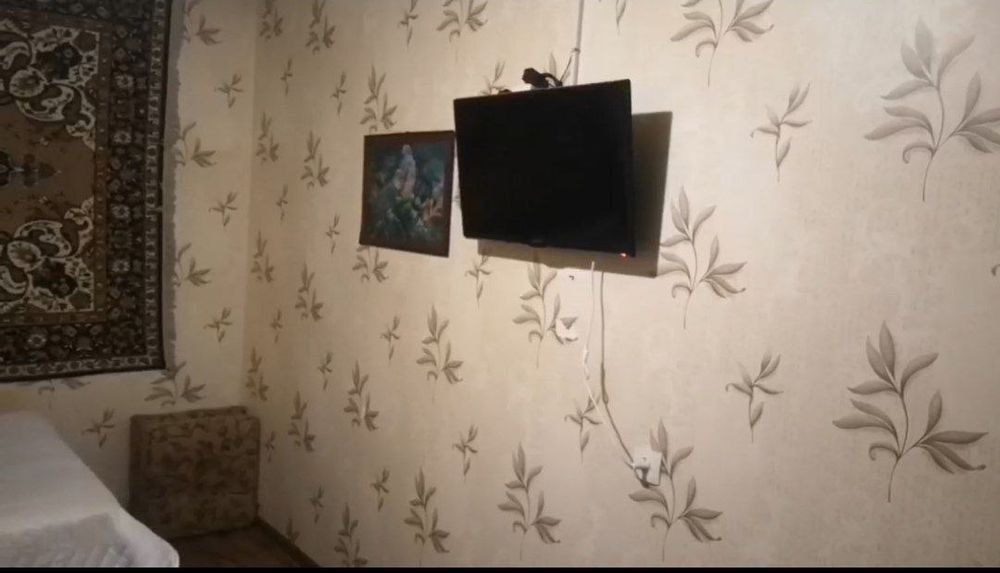 Сдается однокомнатная квартира на земле. Кл. Саракульская, 350