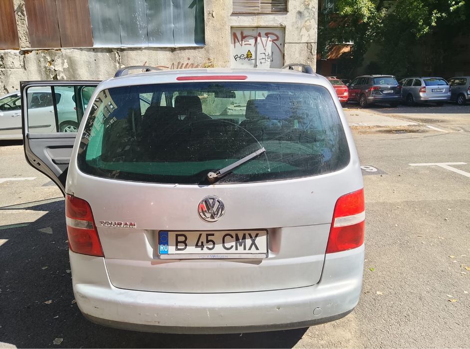 Volkswagen Touran 2005 benzină, 1.294 € — imagine 5