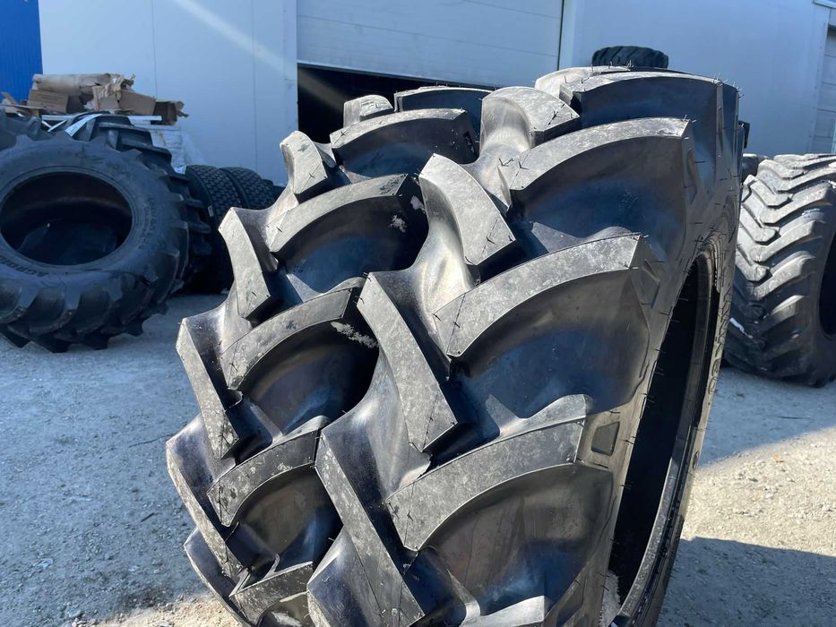 12.4-24 OZKA Cauciucuri noi agricole de tractor Anvelope agricole