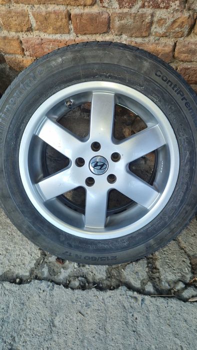 ХЮНДАЙ джанти със гуми 215/60/17  7,5J×17  ET40  5×114,3