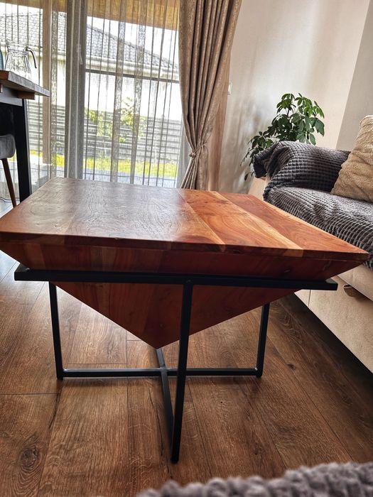 Masa de cafea din lemn masiv