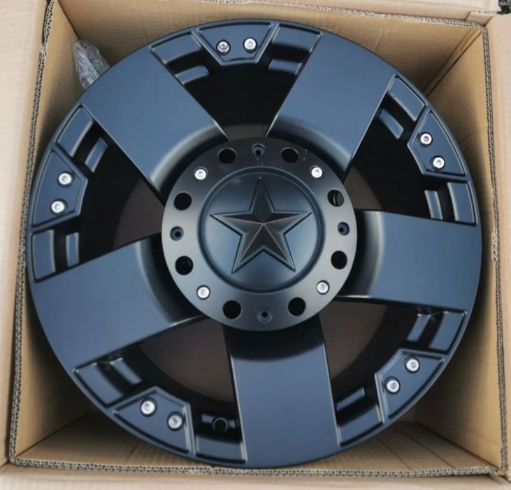 Jante 17 Toyota Hilux sau Land Cruiser 6 x 139.7 și ET+15