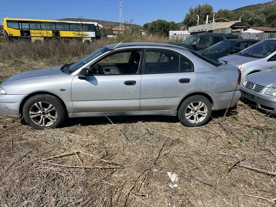 Mitsubishi Carisma 90 кс 1.6 бензин на части