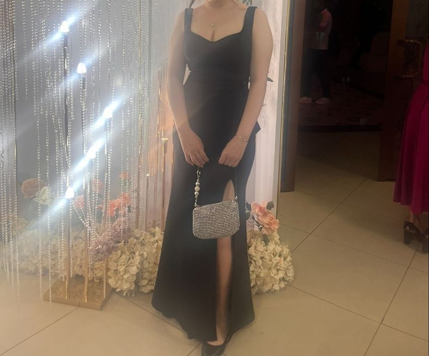 Вечернее платье бу для выпускного размер М