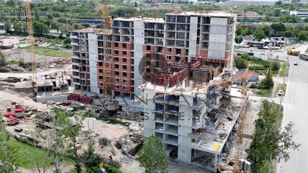 Продава се Тристаен апартамент в Пловдив, Тракия - 104 кв.м за 1218 €/кв.м - Снимка #3