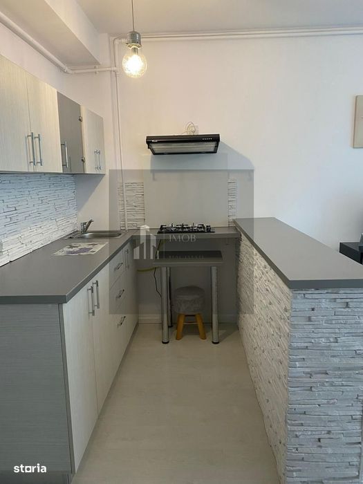 Apartament de inchiriat 2 camere etaj 1 centrala proprie bloc nou