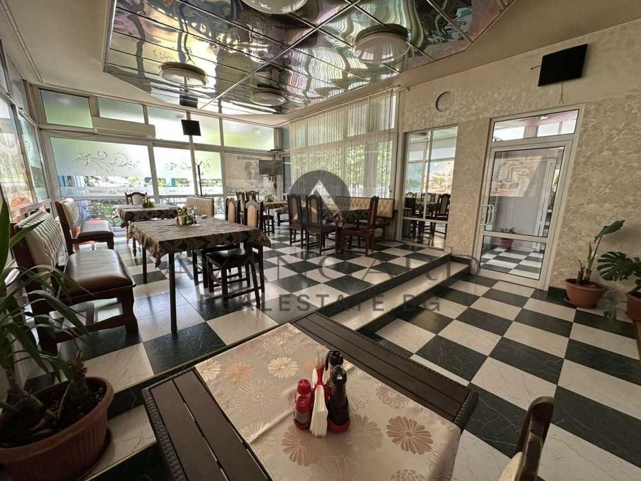 Продава се Заведение в Пловдив, Тракия - 400 кв.м за 1330 €/кв.м - Снимка #2