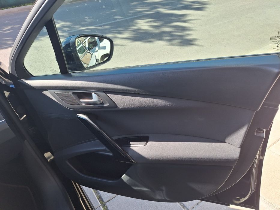 Peugeot 508 SW 2014