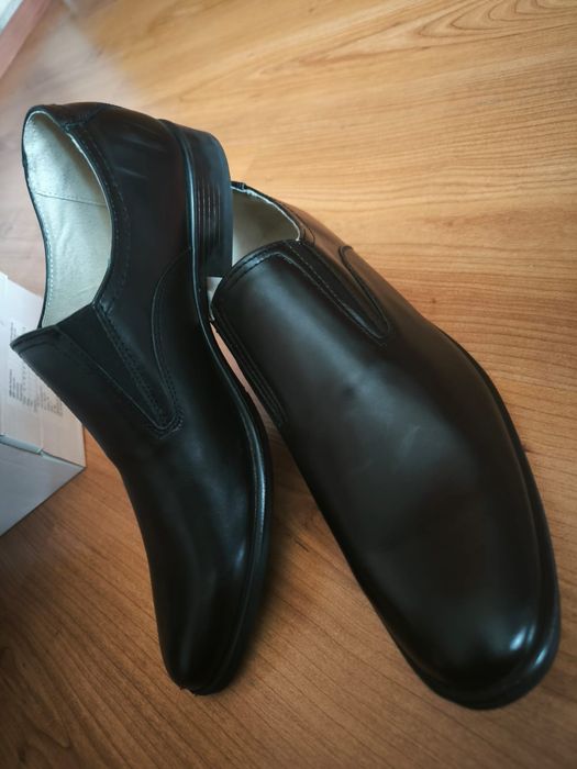 Продам Туфли мужские, новые