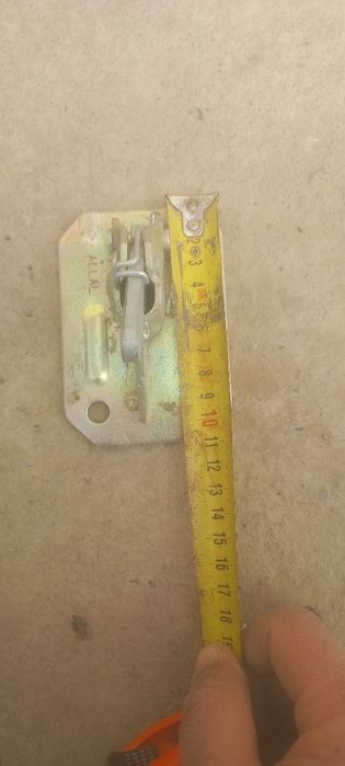 Зажим для опалубки  клипс