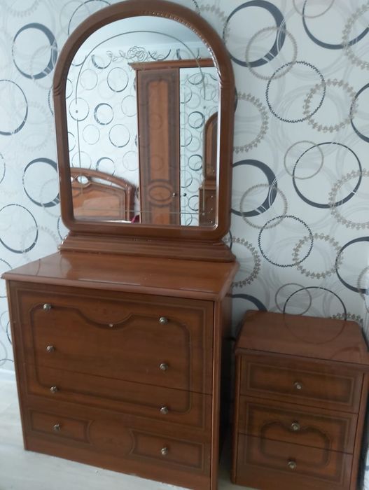 Спальный гарнитур хорошем состояни