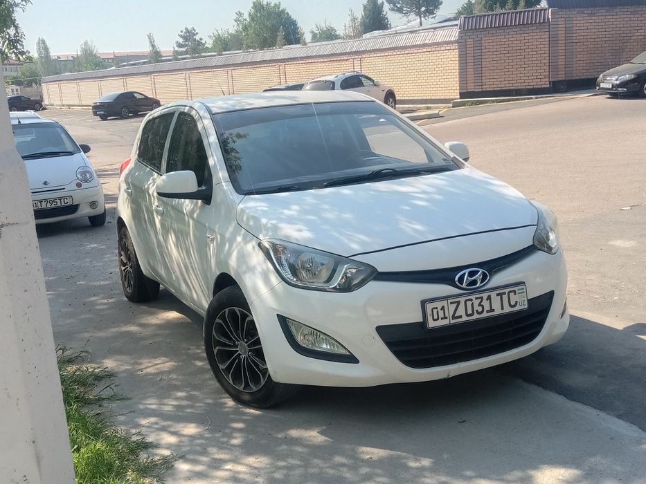 Hyundai ix20 2013 — 2