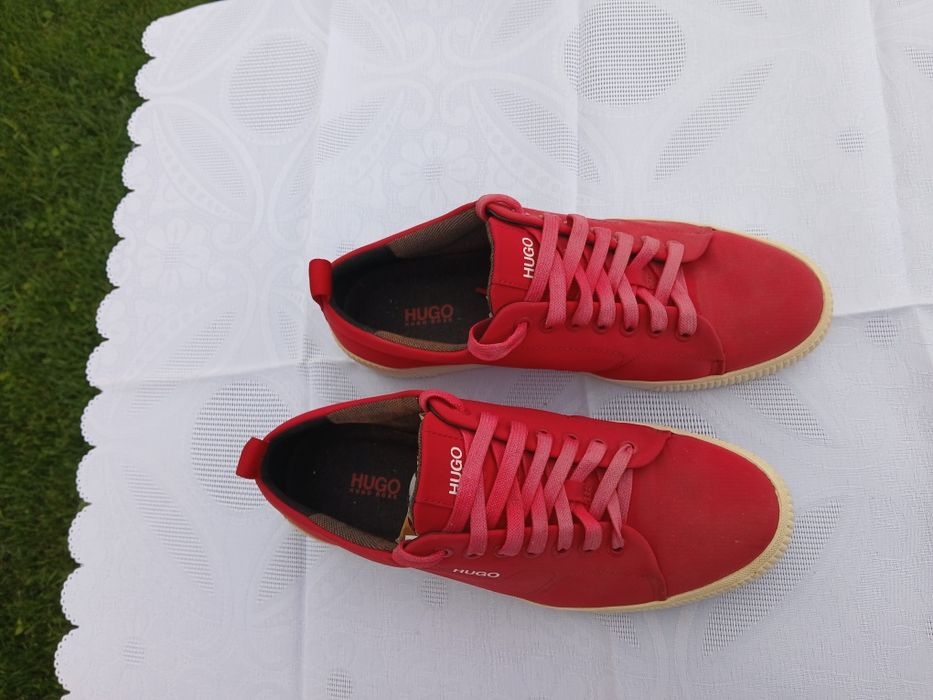 Обувки boss.    .