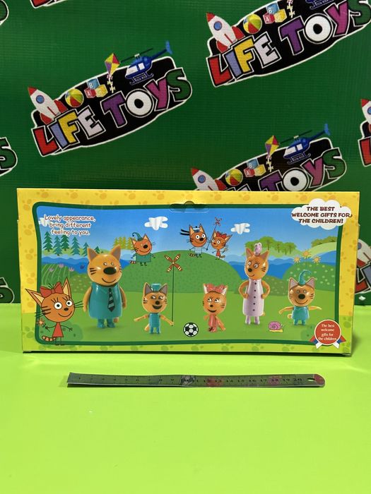 Три кота семья