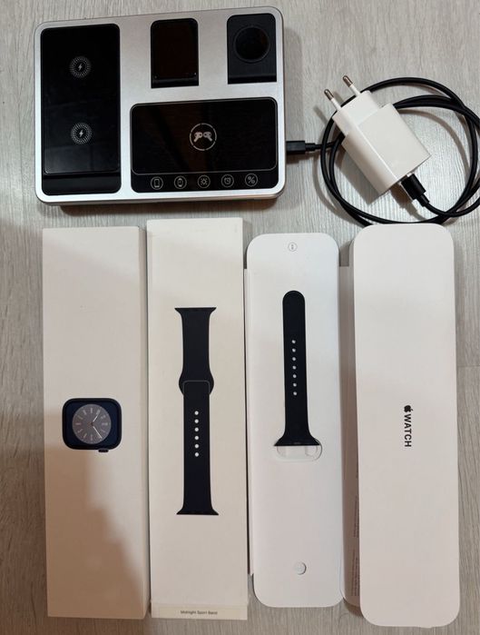 Apple Watch Seria 8 45mm