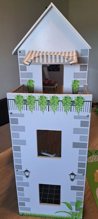 Детска къща за кукли