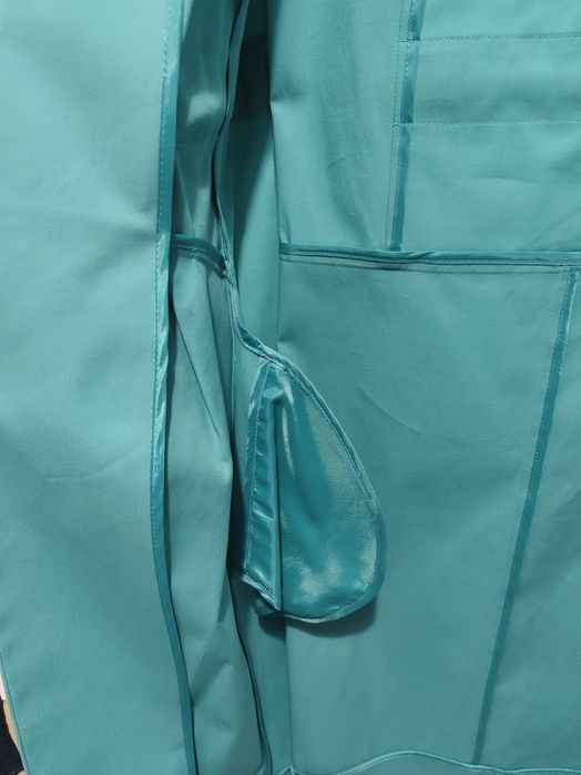 Тренч Bessini 44р-р,9000тенге